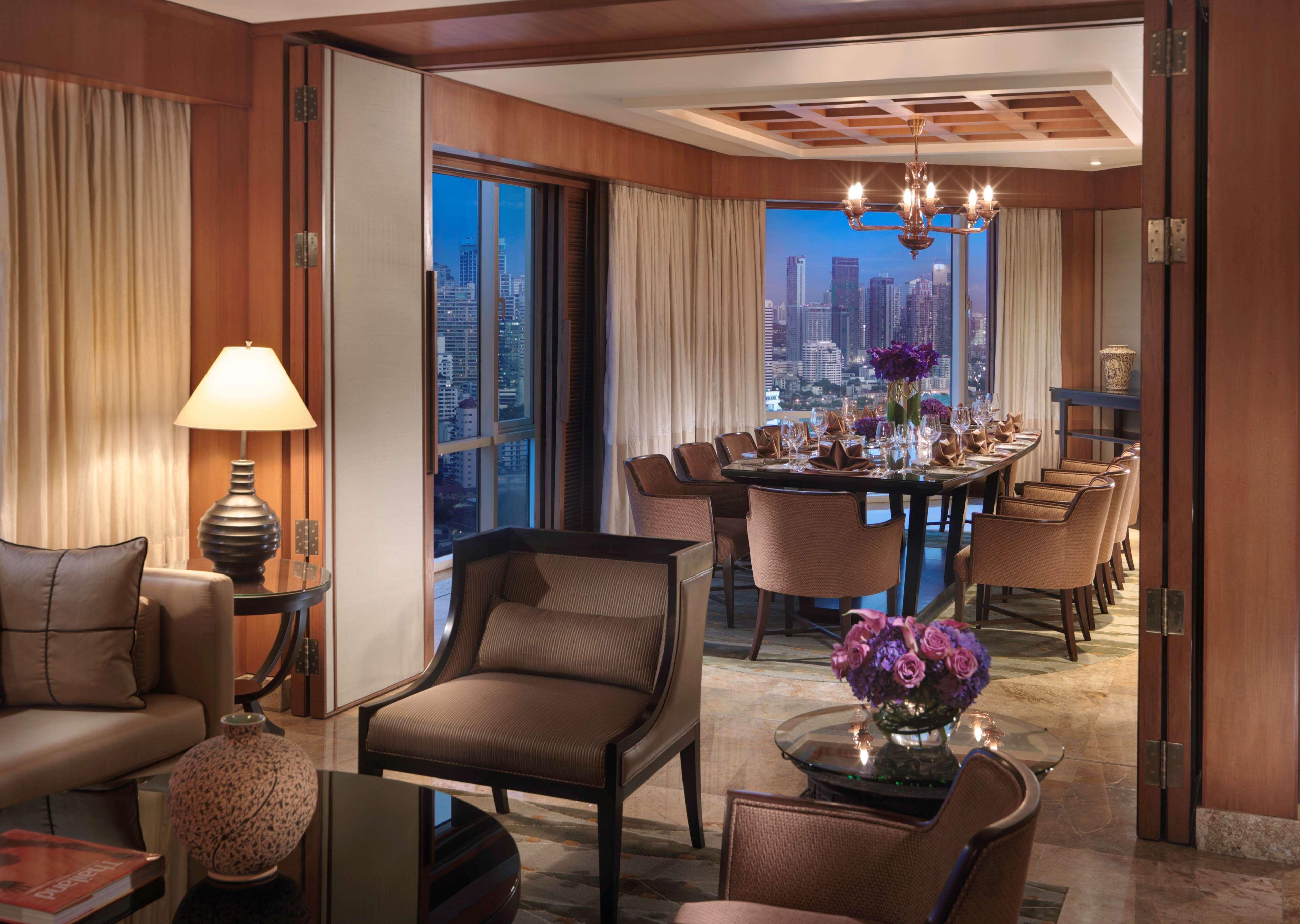 Conrad Bangkok Otel Dış mekan fotoğraf A suite at the Mandarin Oriental, Bangkok