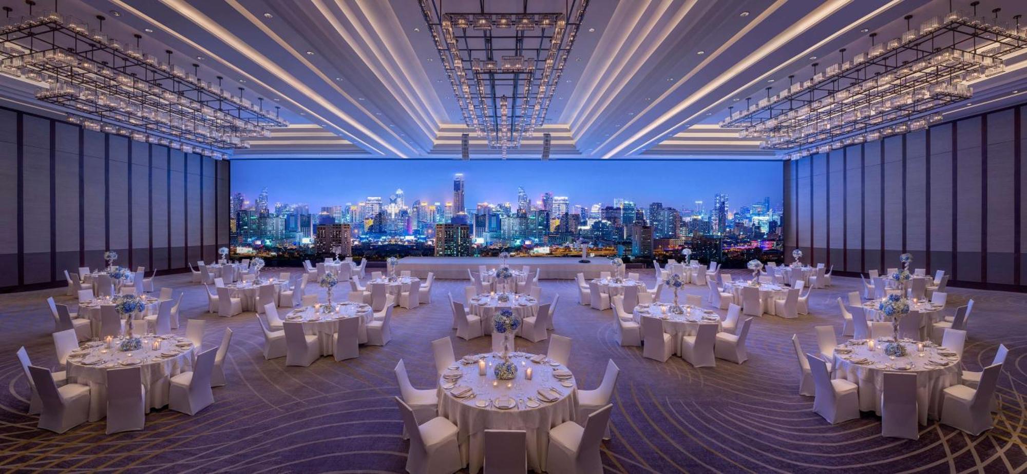 Conrad Bangkok Otel Dış mekan fotoğraf The Grand Ballroom