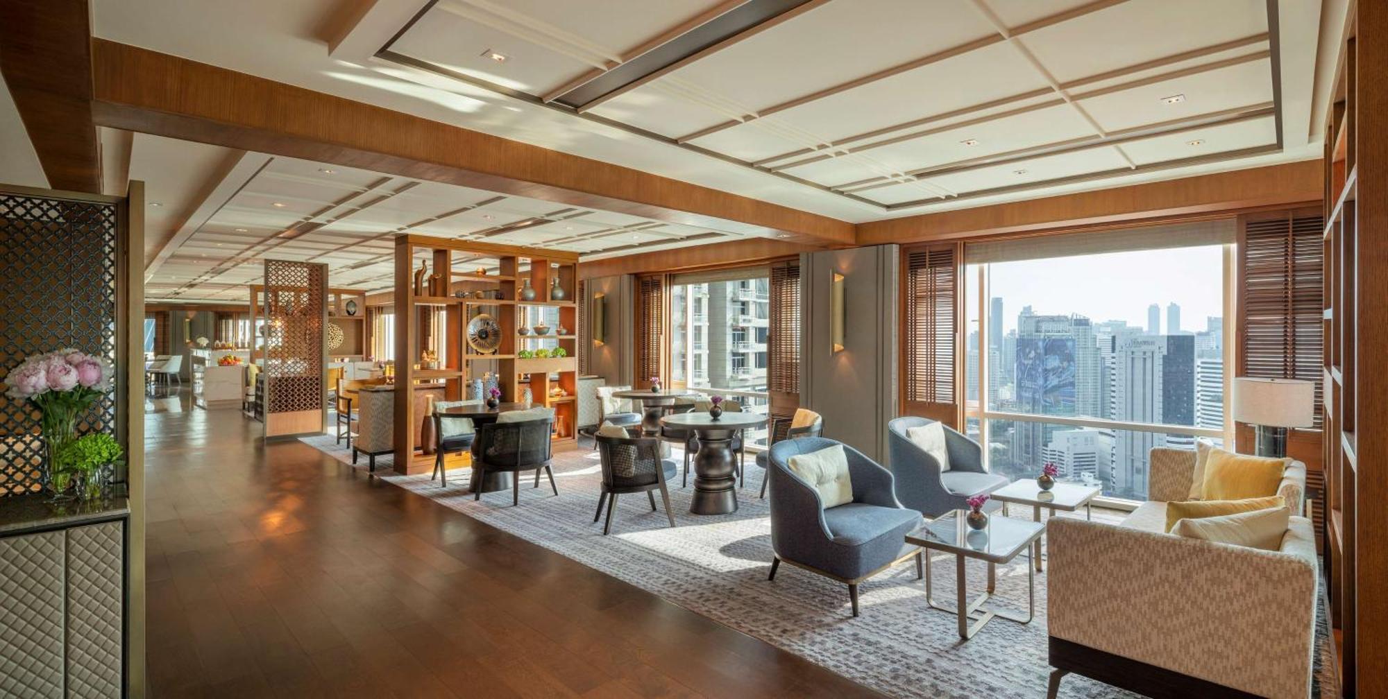 Conrad Bangkok Otel Dış mekan fotoğraf The Club at Hong Kong International Airport