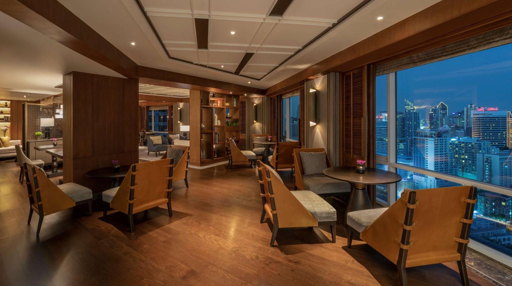 Conrad Bangkok Otel Dış mekan fotoğraf The lounge at the airport
