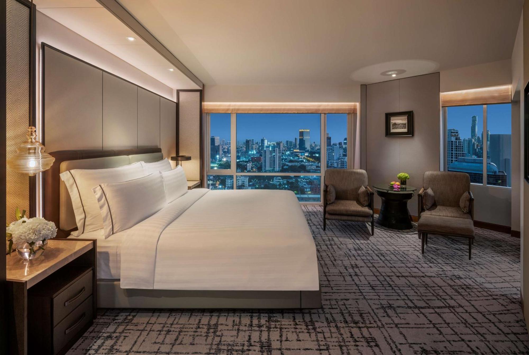 Conrad Bangkok Otel Dış mekan fotoğraf A bedroom at the hotel