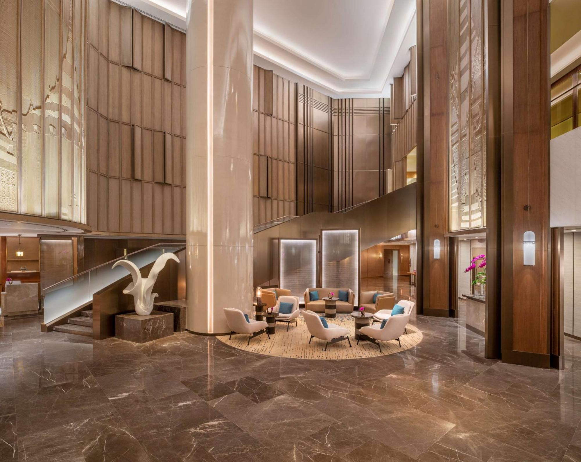 Conrad Bangkok Otel Dış mekan fotoğraf The lobby of the hotel